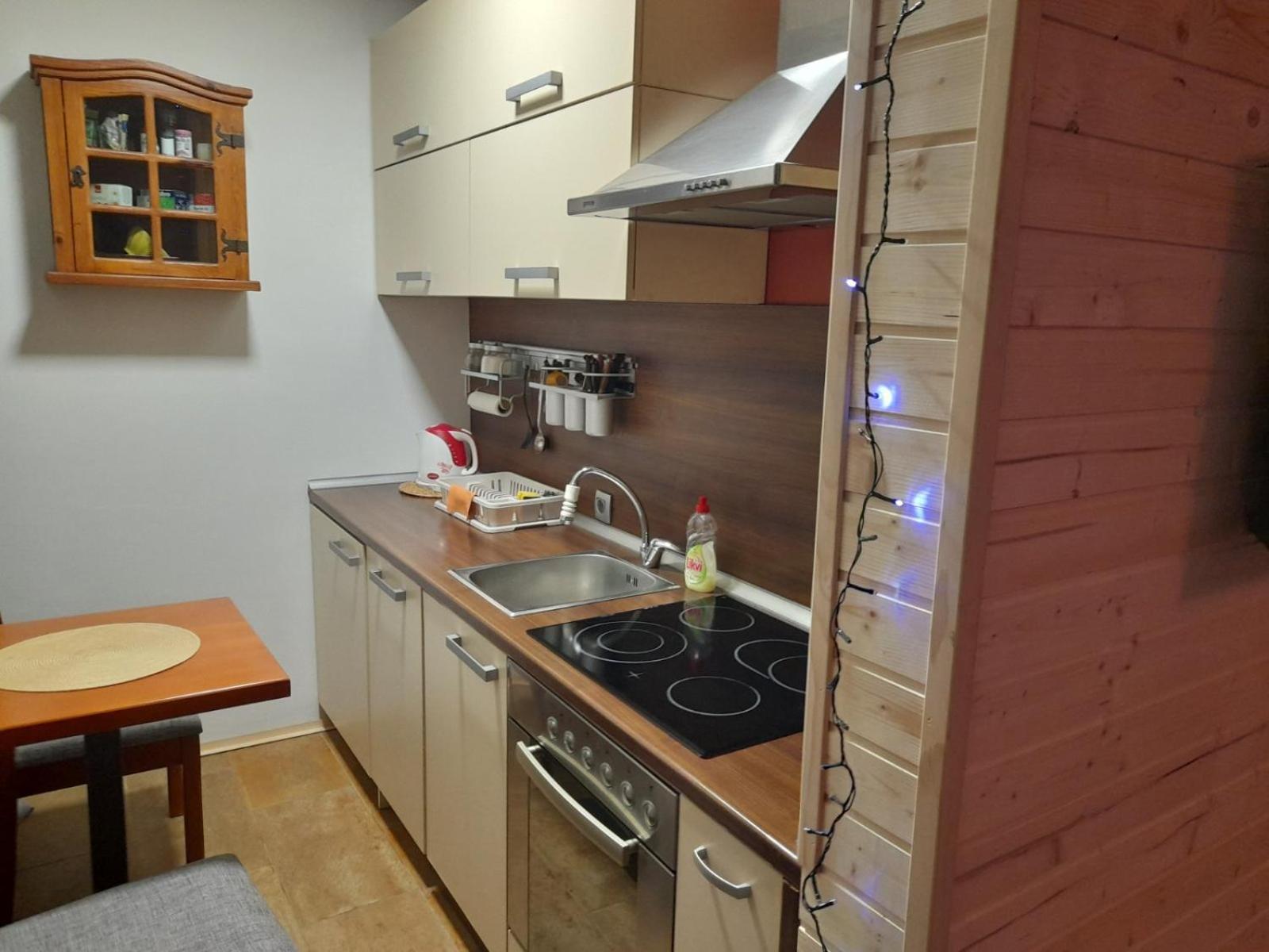 Sibirska Central Kolašin Szoba fotó